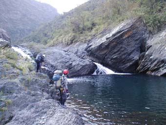 2004taiwan16.jpg (28966 �o�C�g)