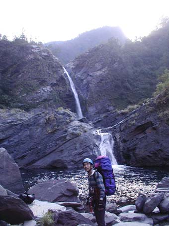 2004taiwan26a.jpg (37467 �o�C�g)