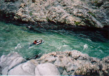 hisui1.jpg (35923 �o�C�g)