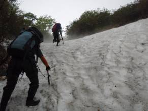 �����s����J