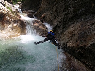 ���x�򍶖�