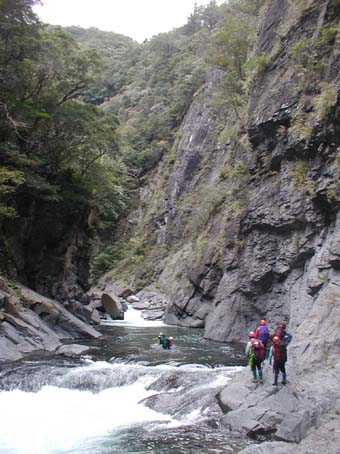 taiwan12.jpg (46161 �o�C�g)